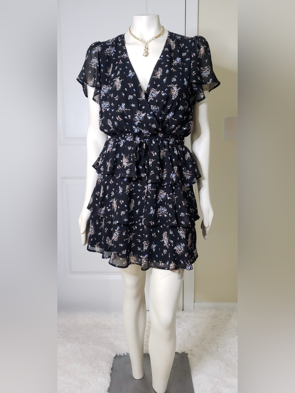 Trixxi Black Floral Ruffle Tiered Short Mini Dress Size Medium